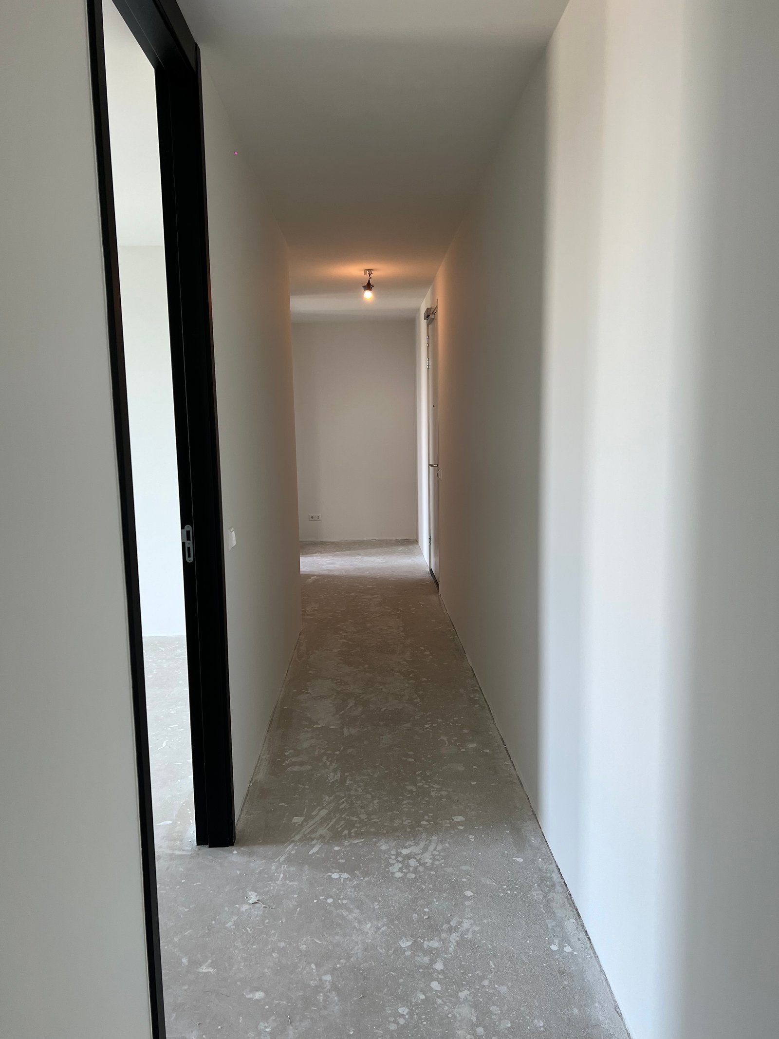 Appartement Rotterdam – 250 m² Renovlies  Schilderwerk – foto 2
