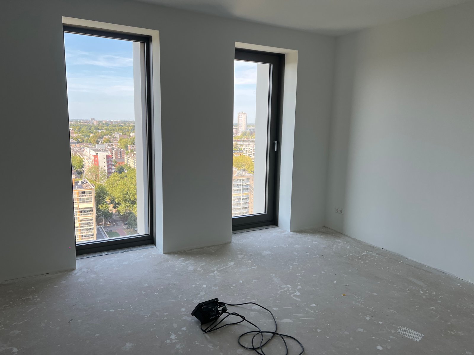 Appartement Rotterdam – 250 m² Renovlies  Schilderwerk